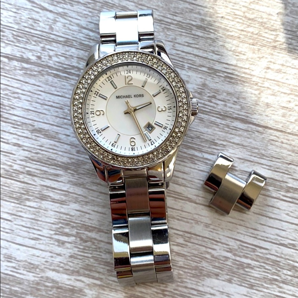 Authentic Michael Kors Silver Madison Watch Mk5401 - image 1